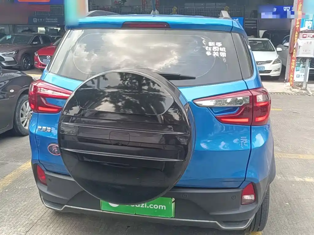 BYD Yuan EV — миниатюра 6