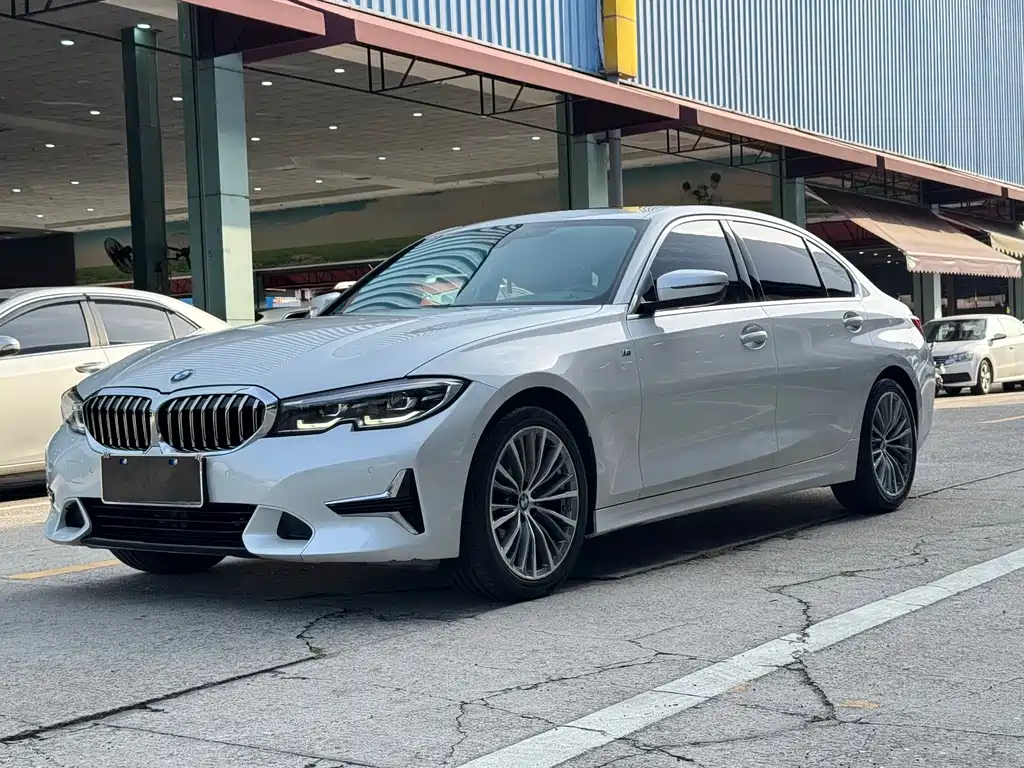 BMW 3 Series 2020