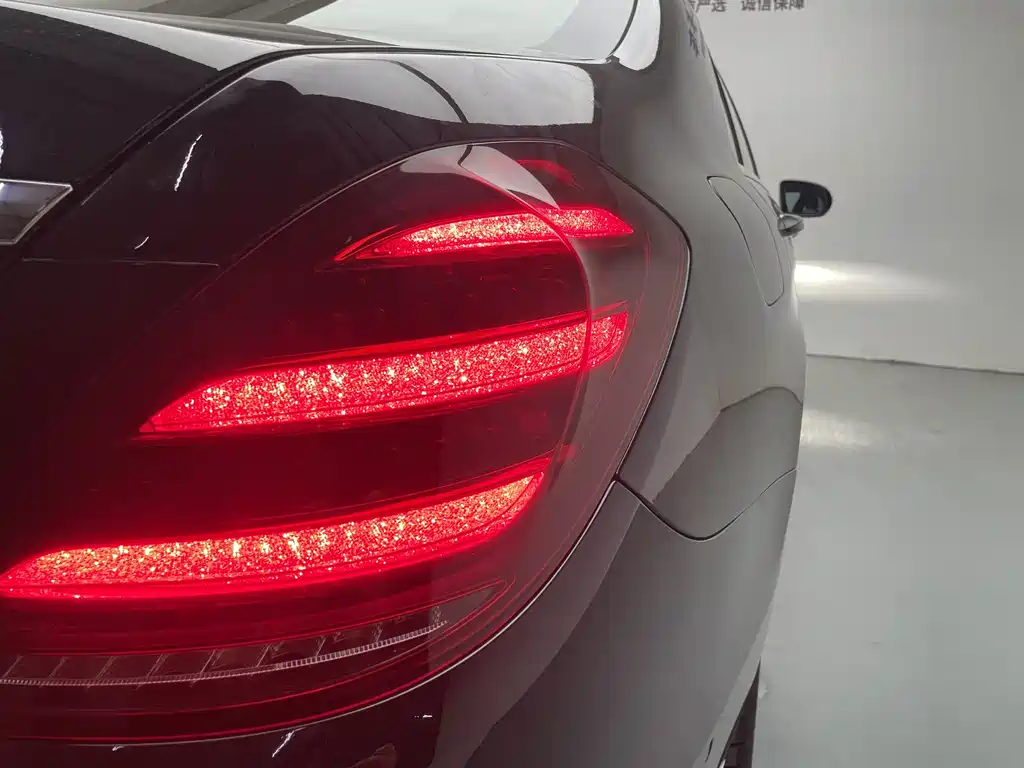 MERCEDES-BENZ S CLASS