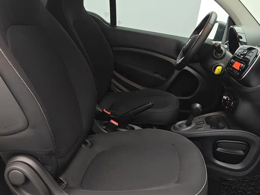 smart Smart Fortwo — миниатюра 12