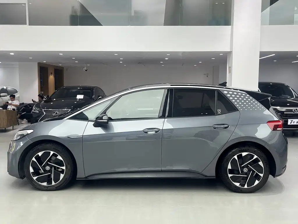 Volkswagen ID.3 — миниатюра 4