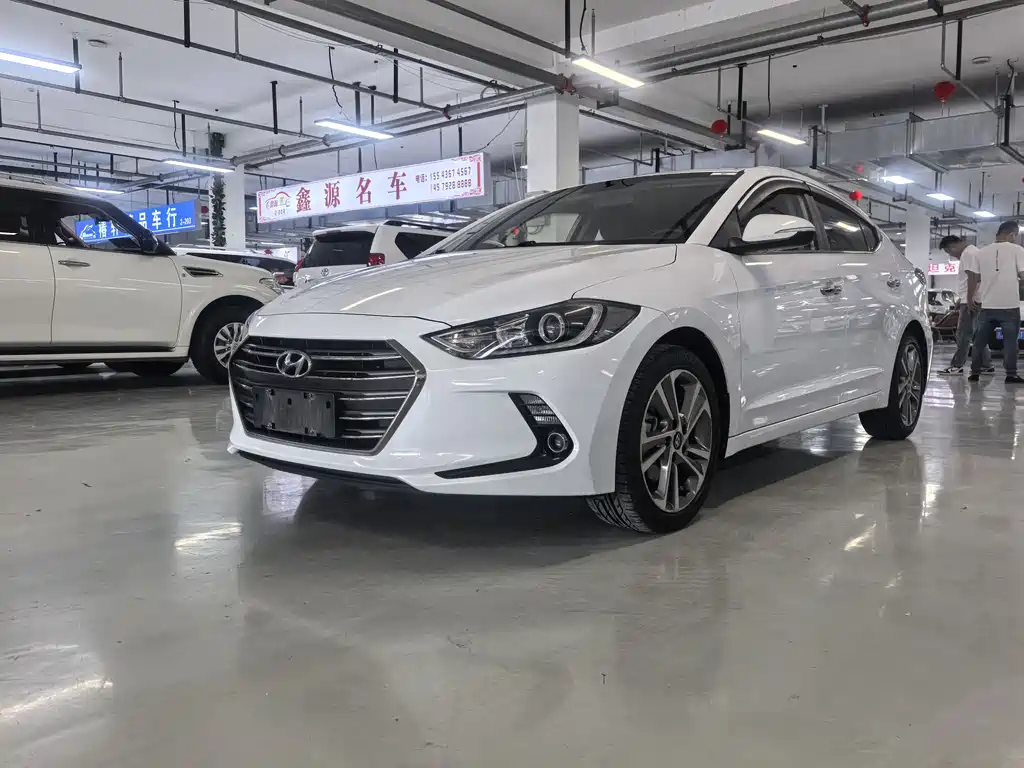Hyundai Elantra 2016