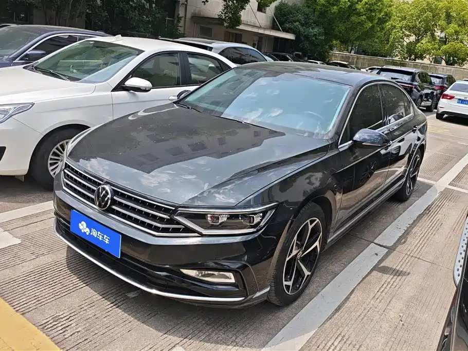 Volkswagen Magotan 2023