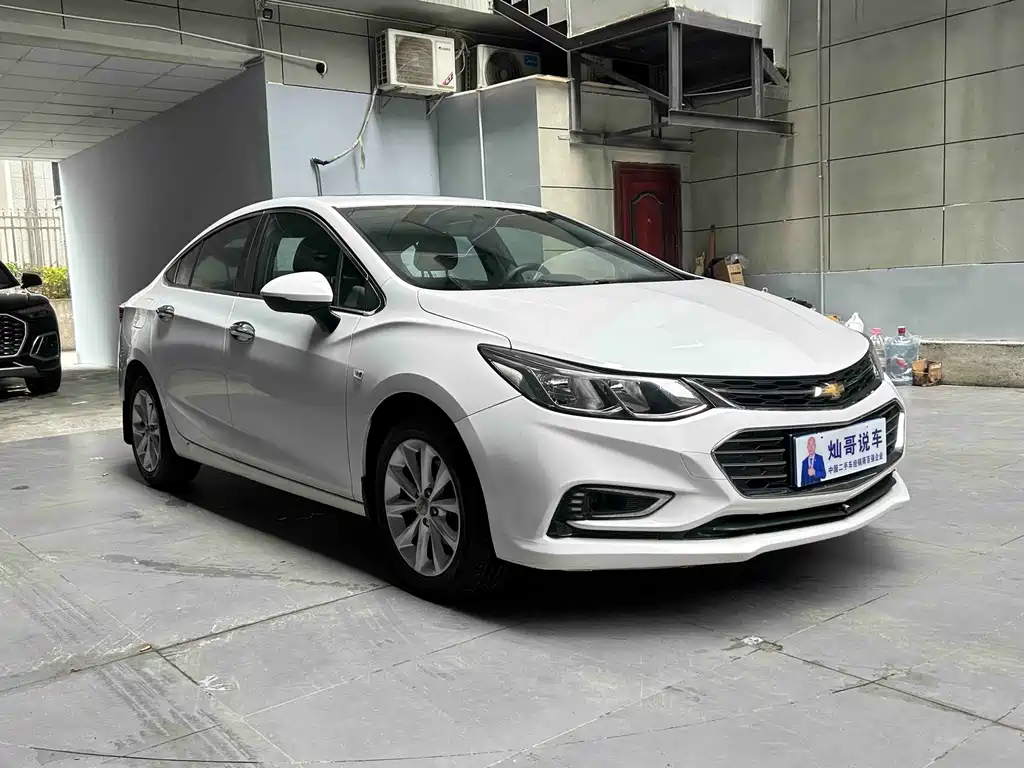 Chevrolet Cruze — миниатюра 19