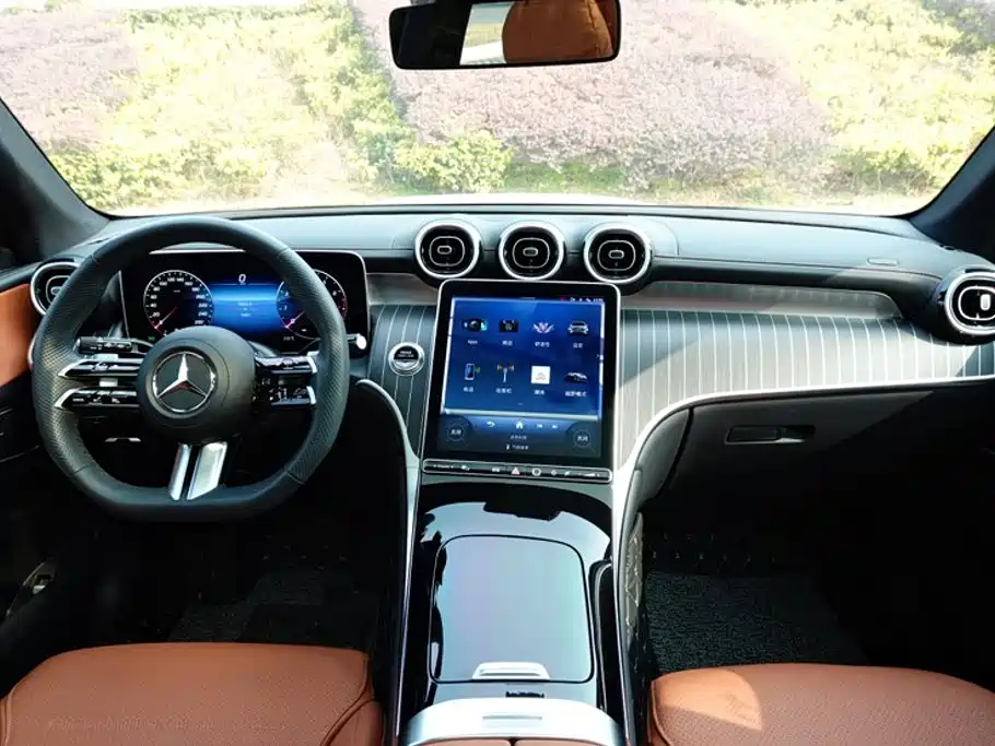 Mercedes-Benz GLC — миниатюра 8