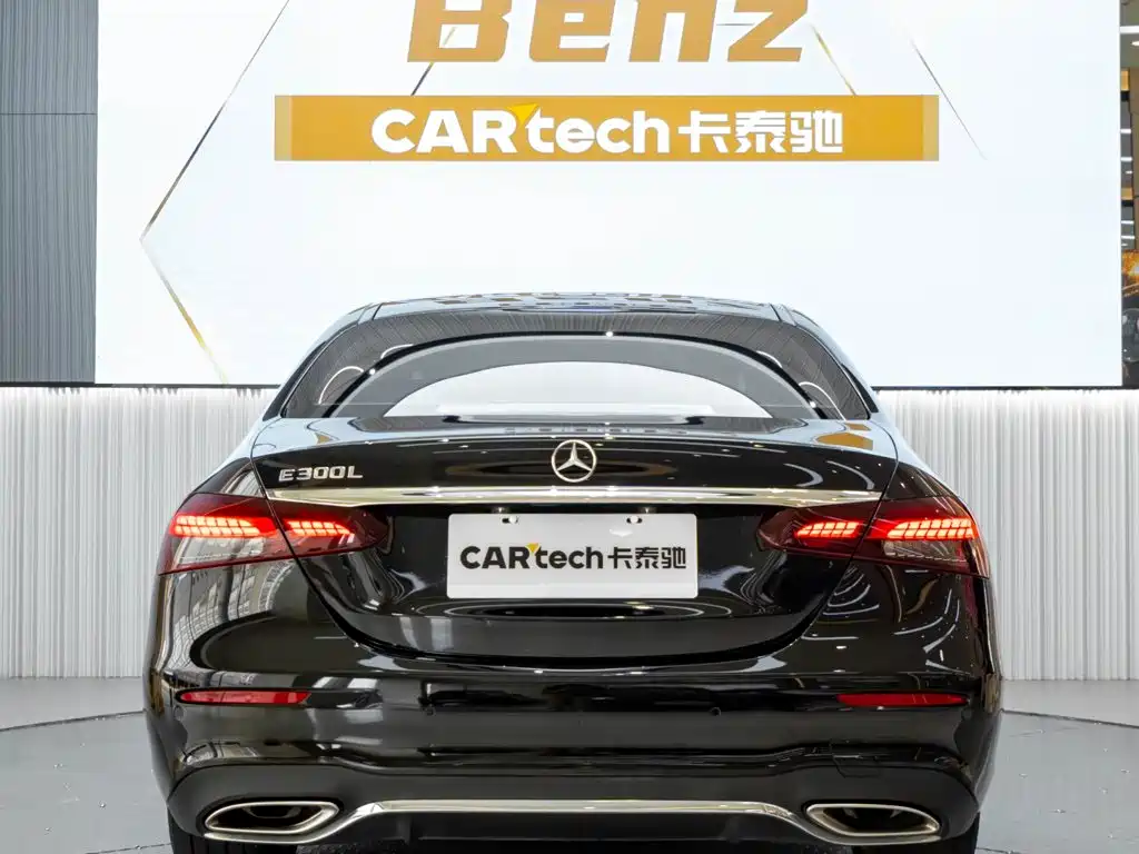Mercedes-Benz E-Class — миниатюра 5