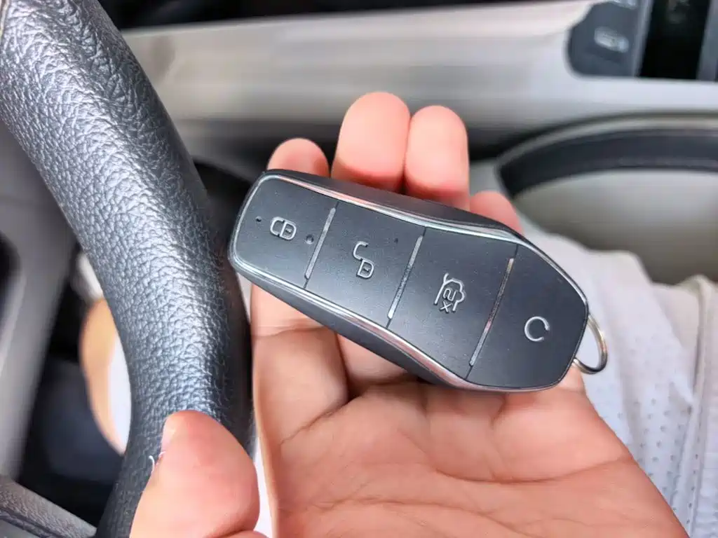 BYD Yuan Pro — миниатюра 9