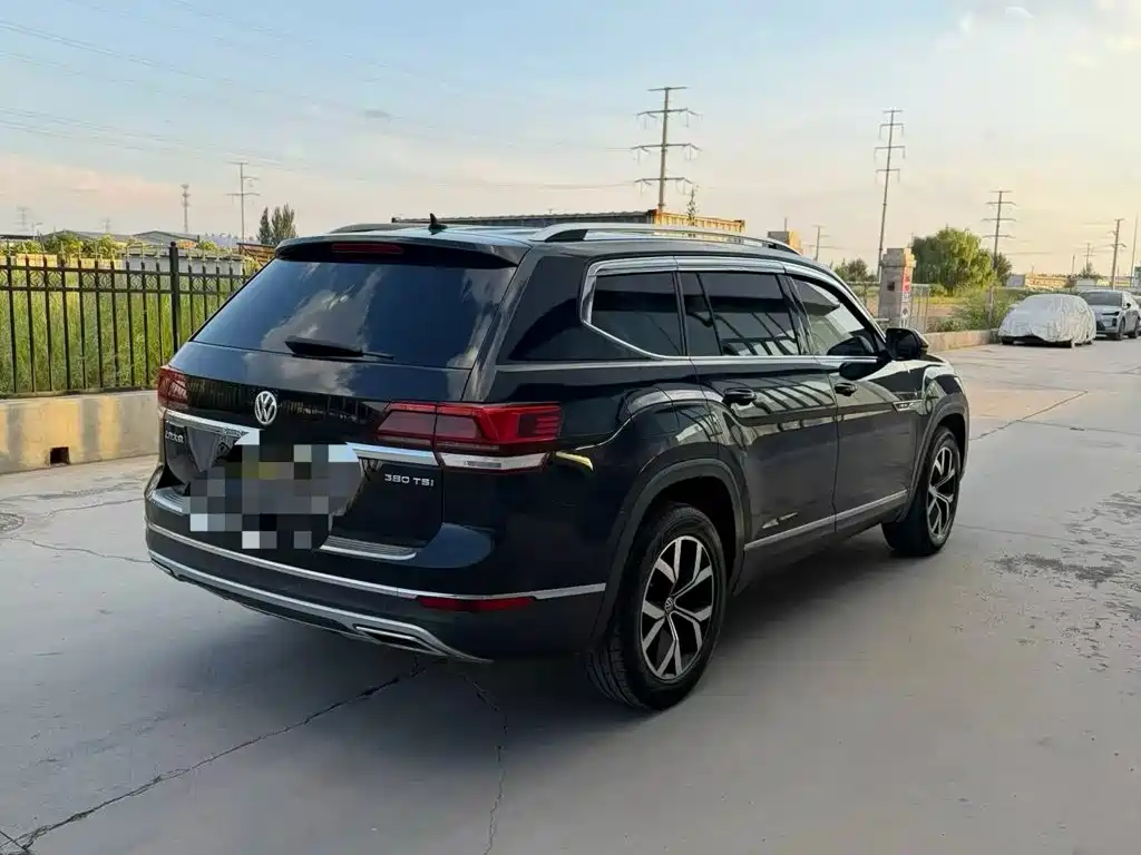 Volkswagen Teramont — миниатюра 7