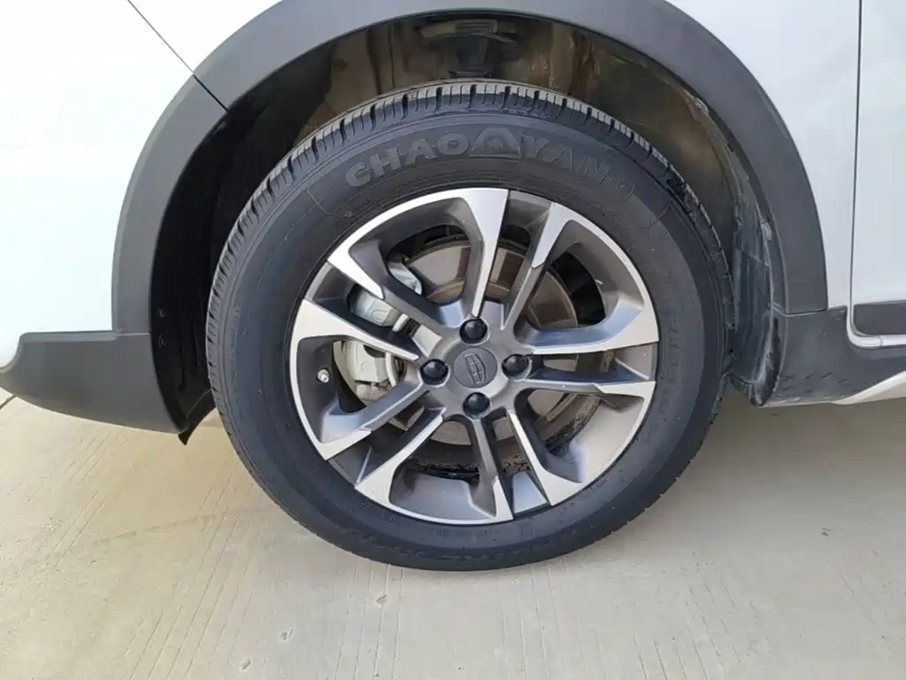 Geely Vision X3 — миниатюра 23