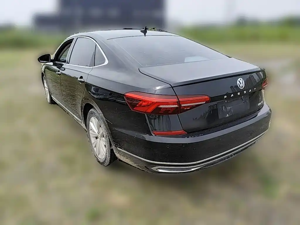 Volkswagen Passat — миниатюра 7