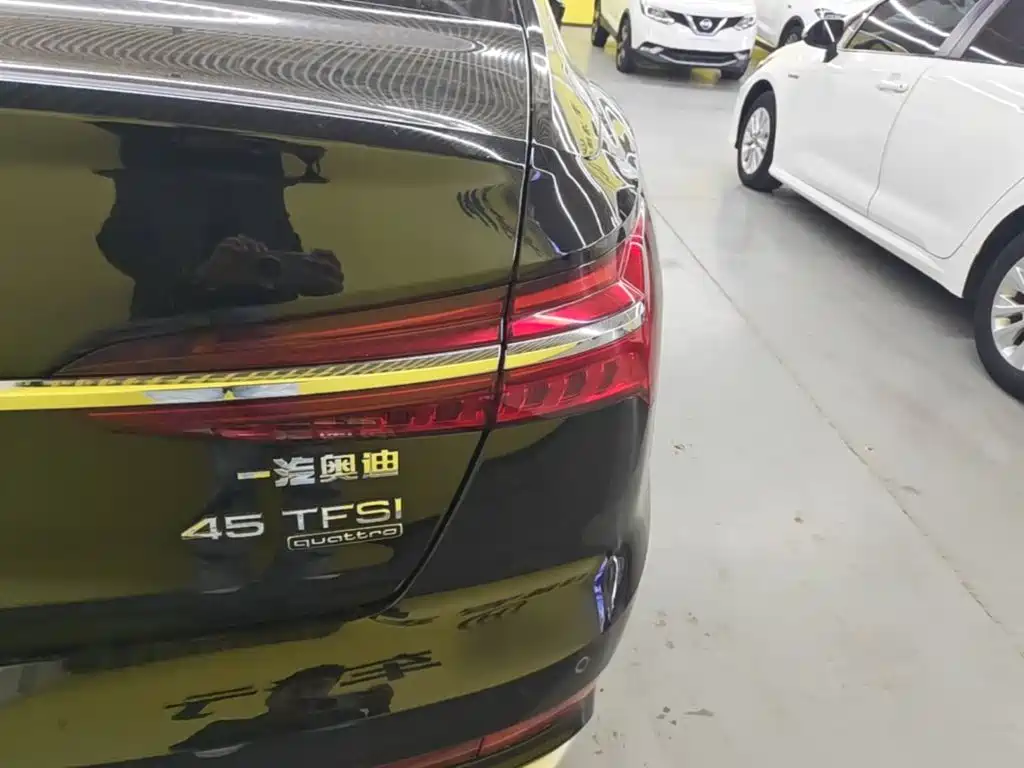 Audi A6L — миниатюра 8