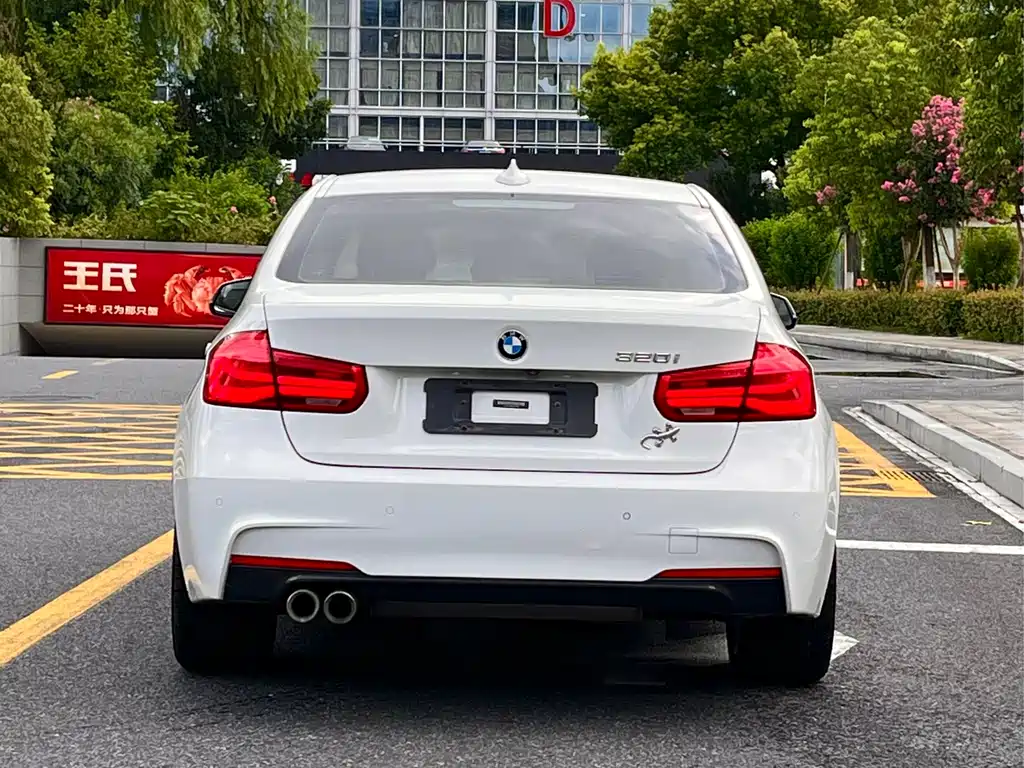 BMW 3 Series — миниатюра 5