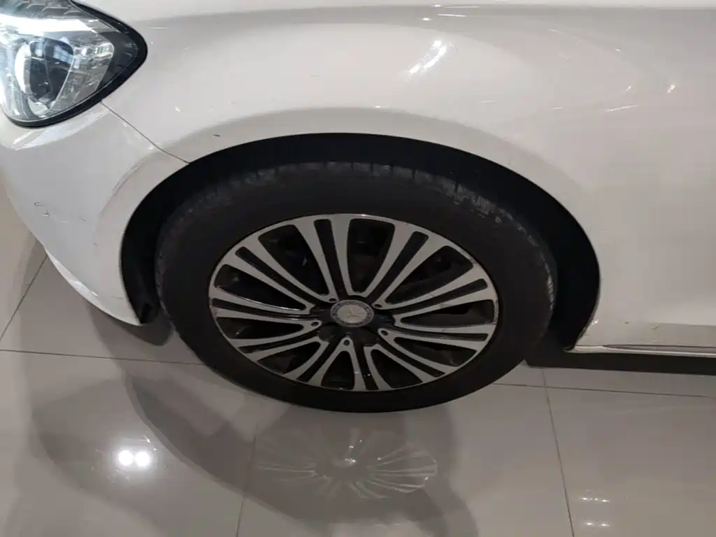 Mercedes-Benz C-Class — миниатюра 23