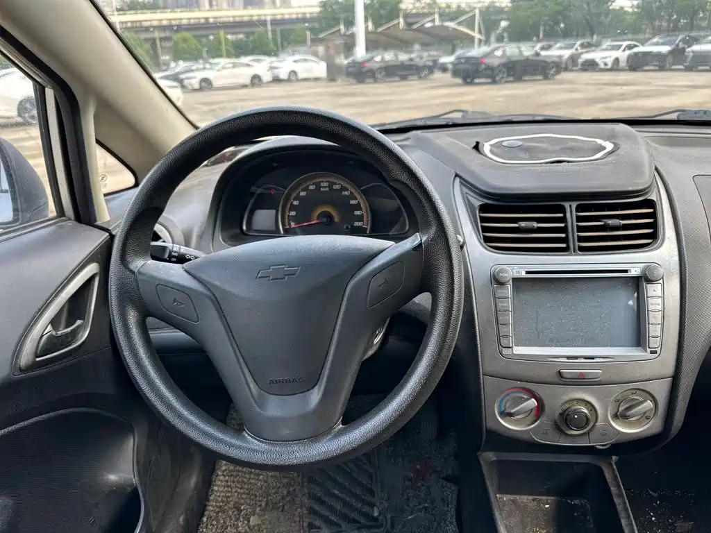 Chevrolet Sail — миниатюра 9