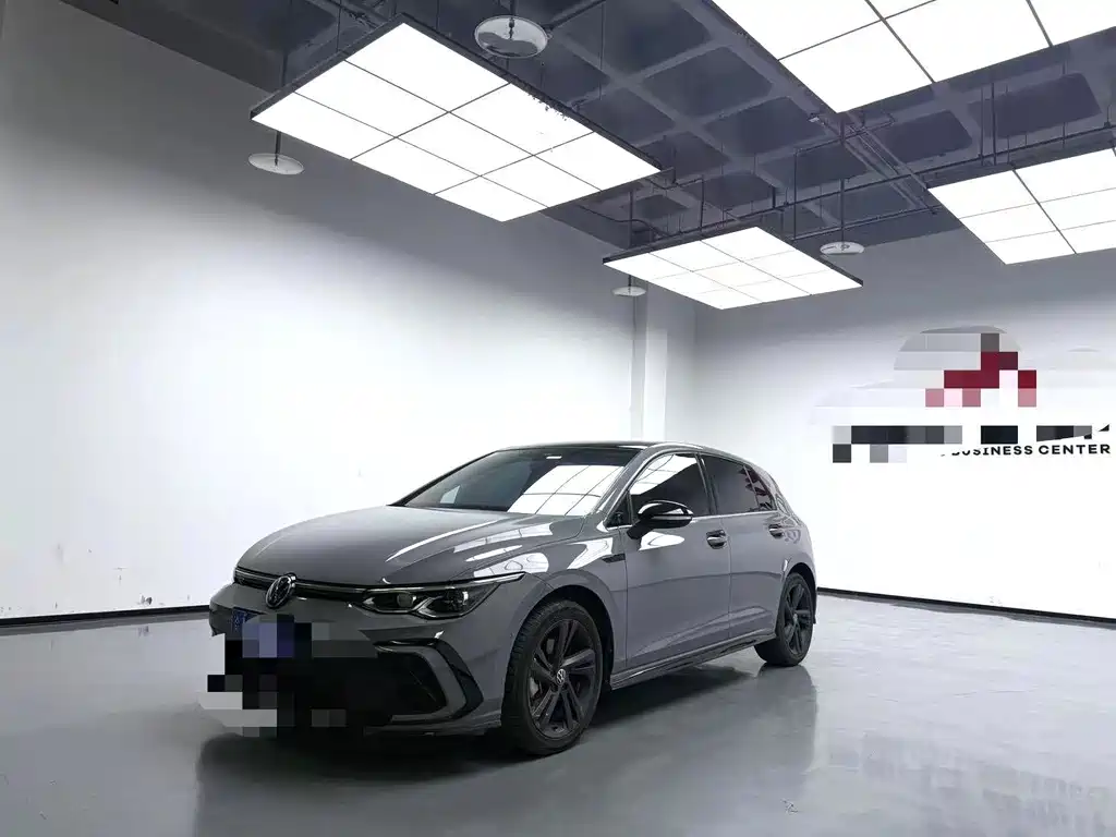Volkswagen Golf 2021