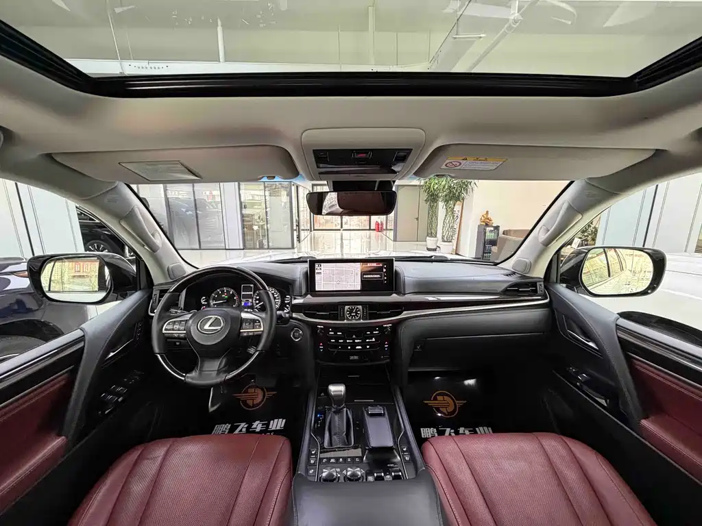 Lexus LX 2017 570 Luxury