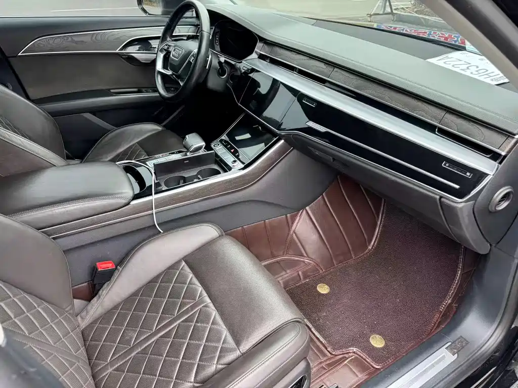 Audi A8 — миниатюра 7