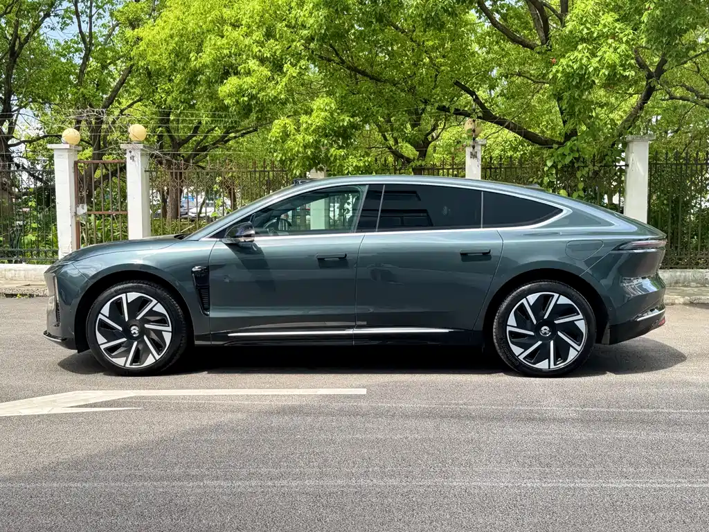 NIO ET9 2025 102kWh