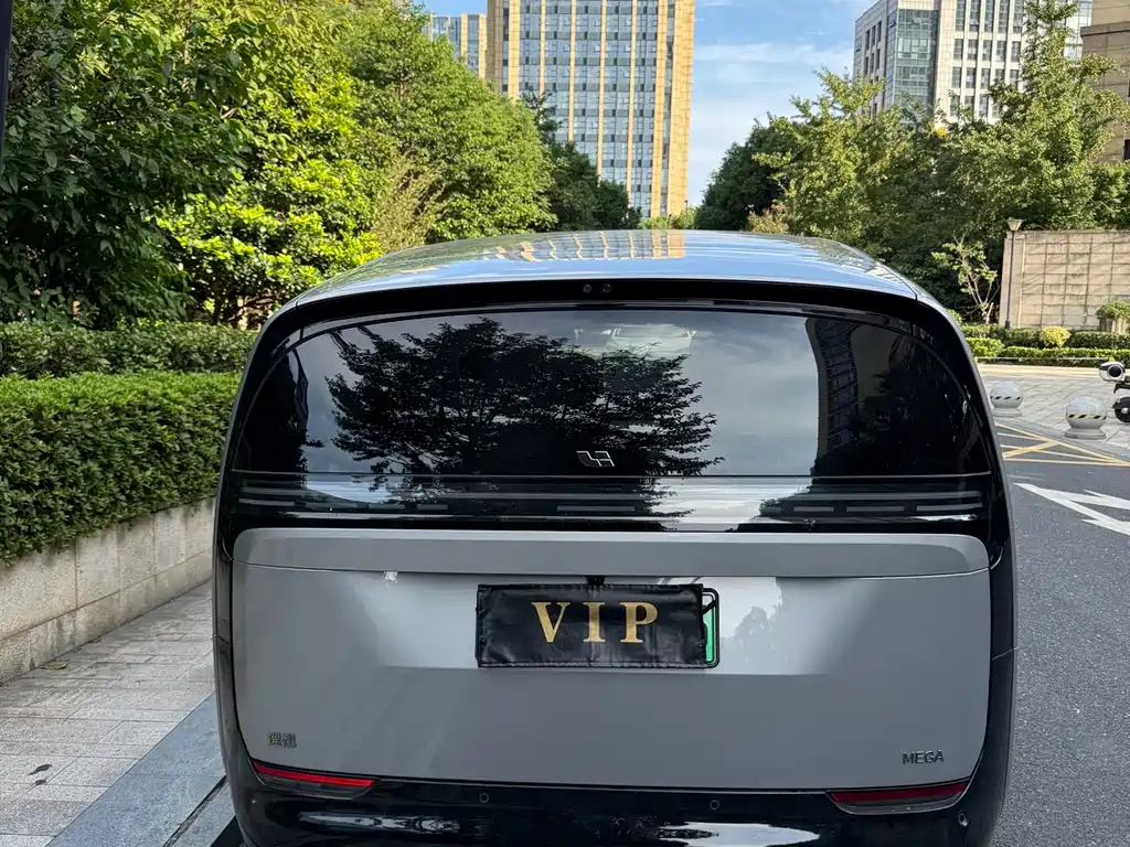 Li Auto Li MEGA — миниатюра 5