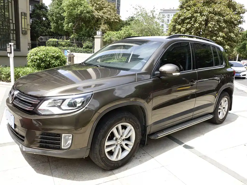 Купить Volkswagen Tiguan