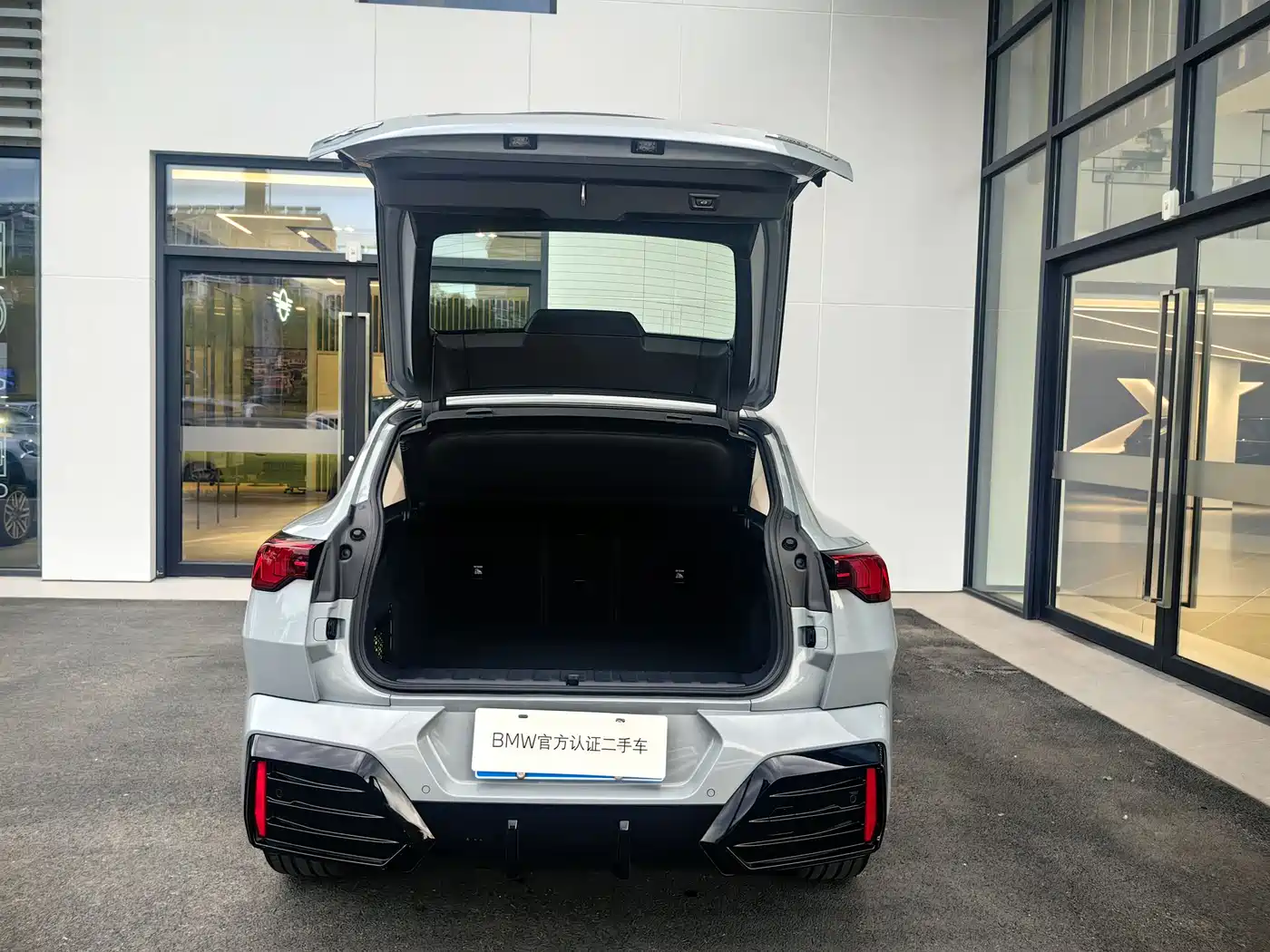 BMW X2 (imported) 2024 Silver/gray из Китая, фото 2