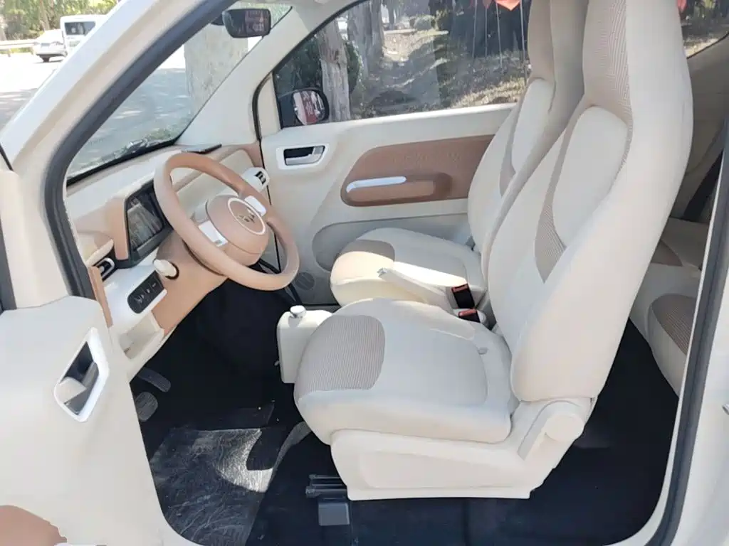 Wuling MINIEV — миниатюра 15