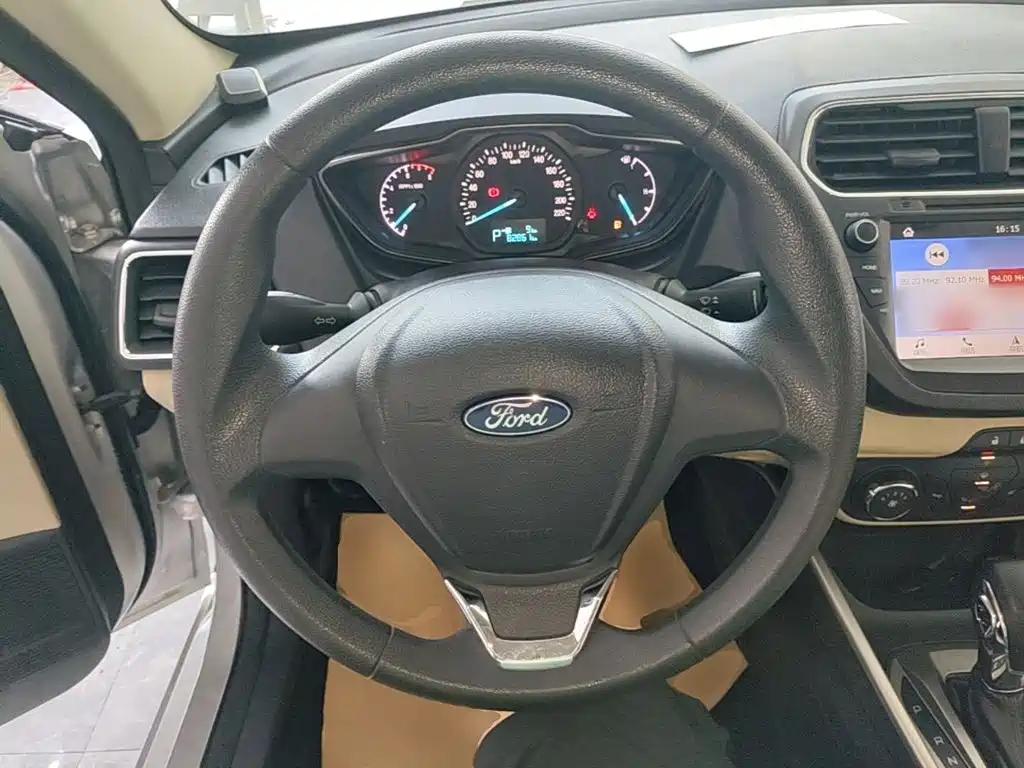 Ford Escort — миниатюра 11