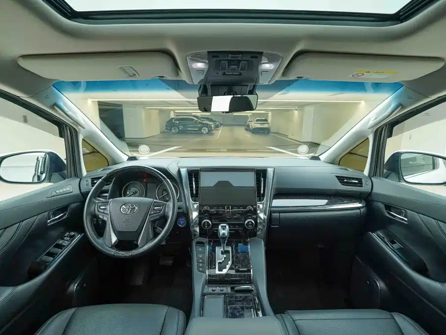 Toyota Vellfire — миниатюра 19