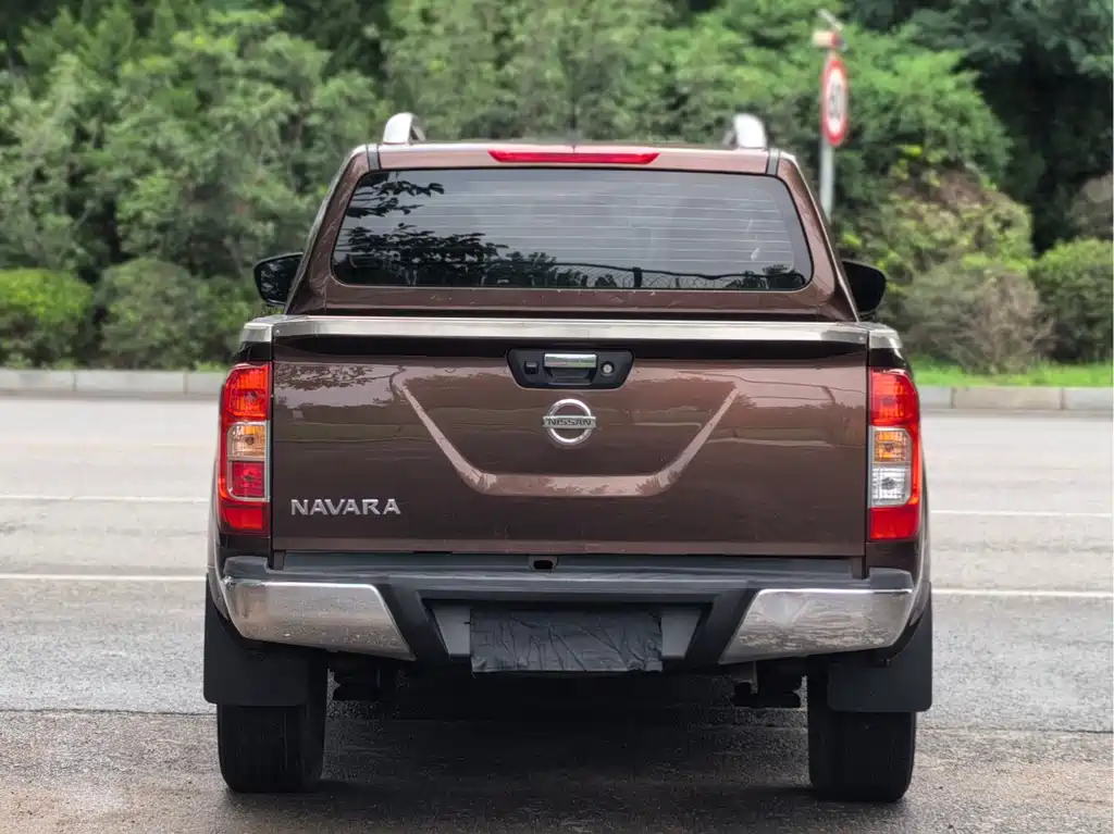 Nissan Navara — миниатюра 5