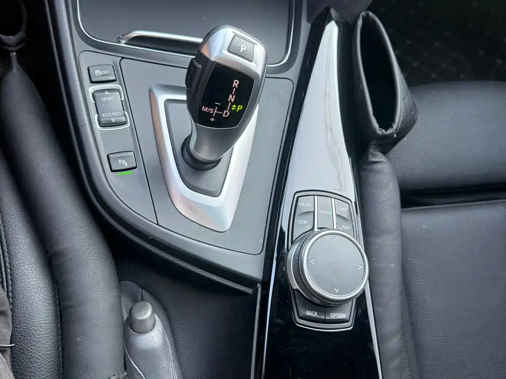 BMW 3 Series GT — миниатюра 15