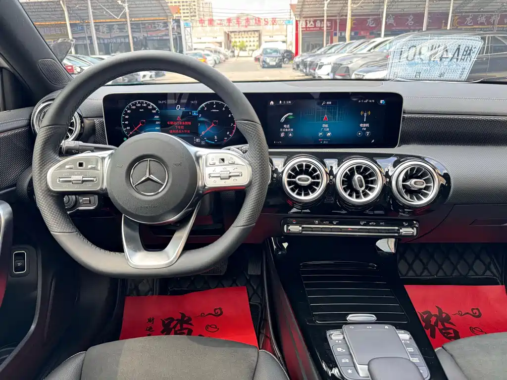 Mercedes-Benz A-Class — миниатюра 11
