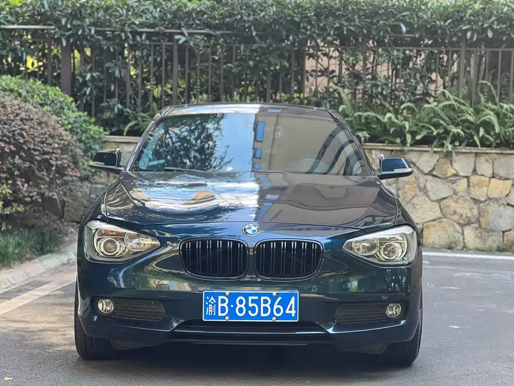 BMW 1 Series (Import) — миниатюра 2