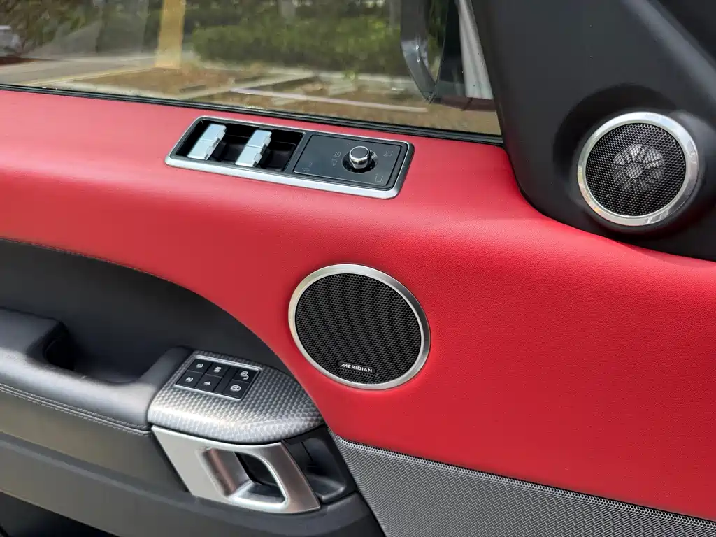 Land Rover Sport — миниатюра 10