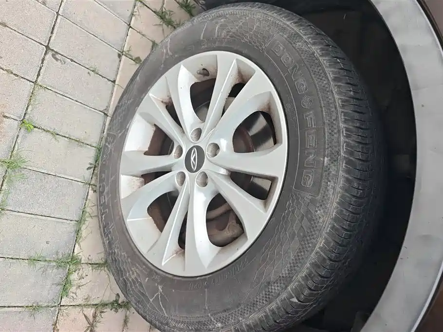 Chery Tiggo 5 5 2014 2.0L MT