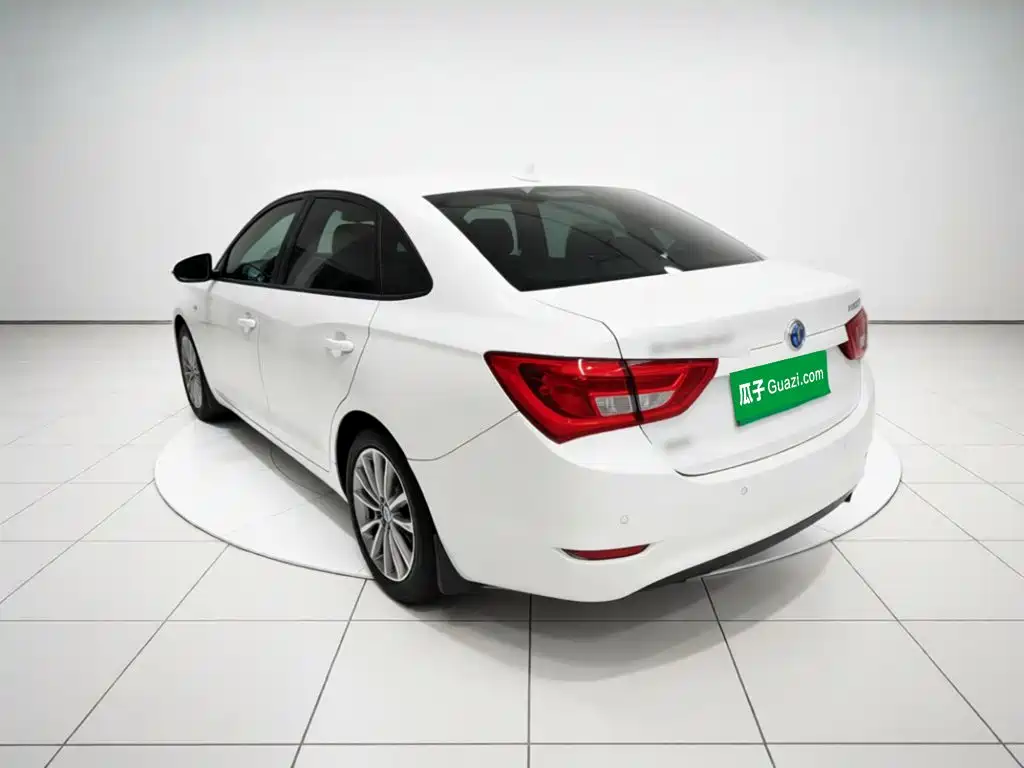 Buick Excelle — миниатюра 4