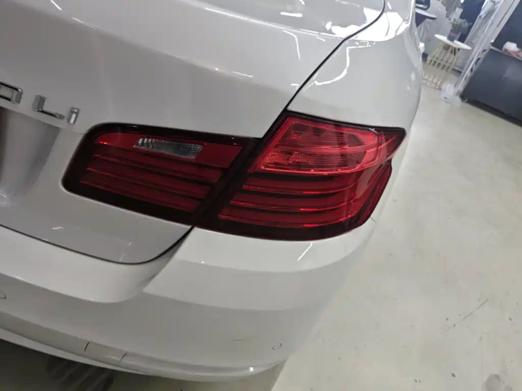 BMW 5 Series — миниатюра 8