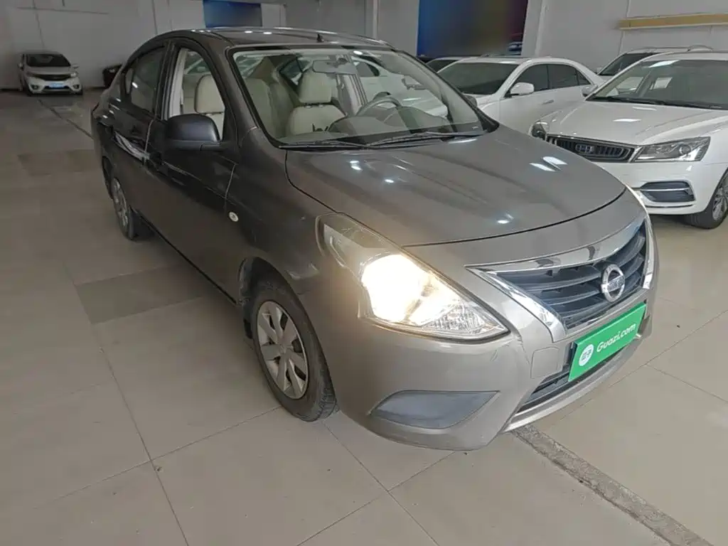 Nissan Sunny — миниатюра 4