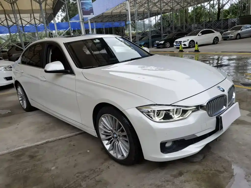 BMW 3 Series — миниатюра 4