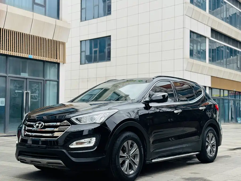 Hyundai Santa Fe 2015