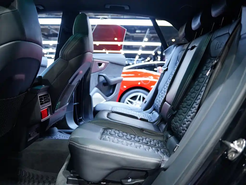 Audi RS Q8 — миниатюра 25