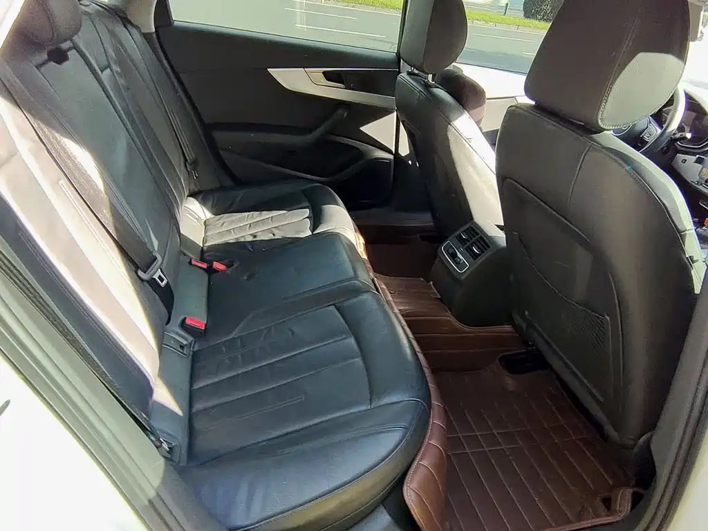 Audi A4L — миниатюра 11
