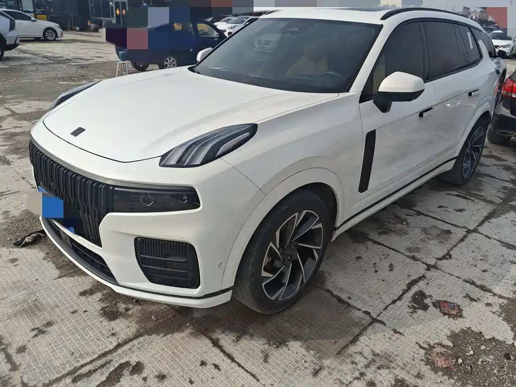 Lynk & Co 09 2022