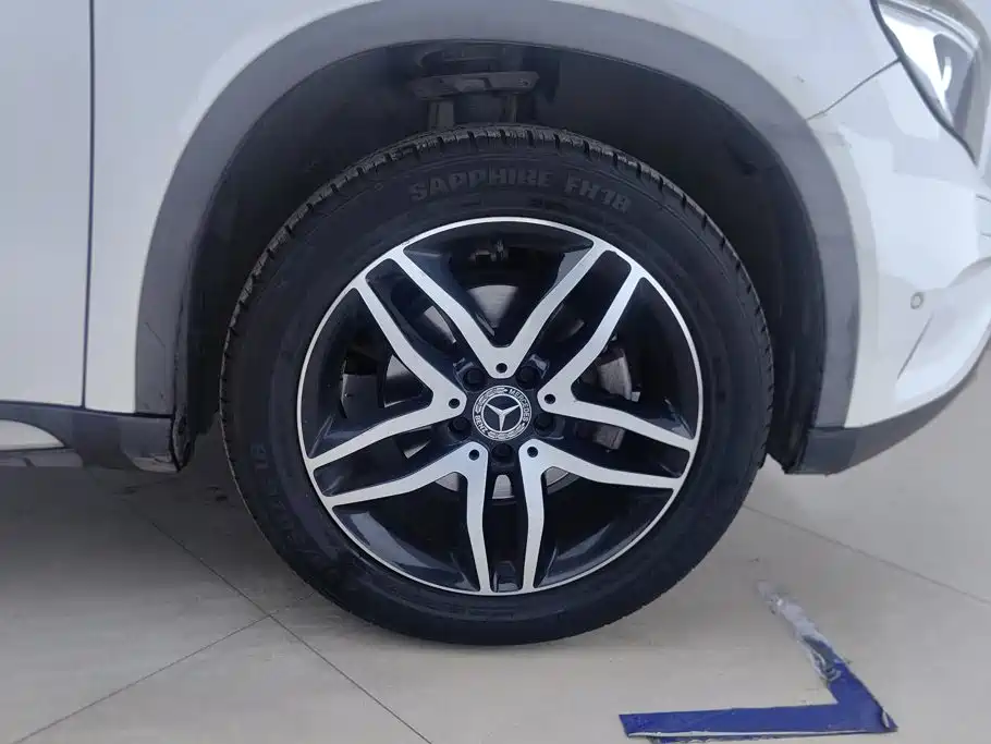 Mercedes-Benz GLA — миниатюра 6