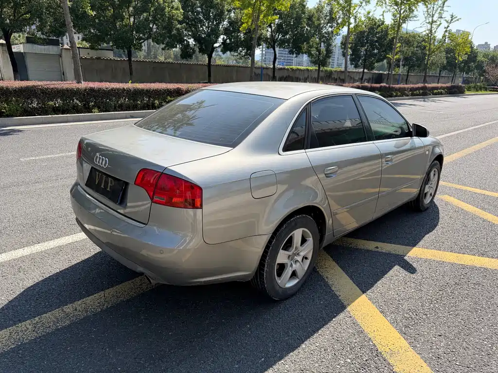 Audi A4 — миниатюра 14