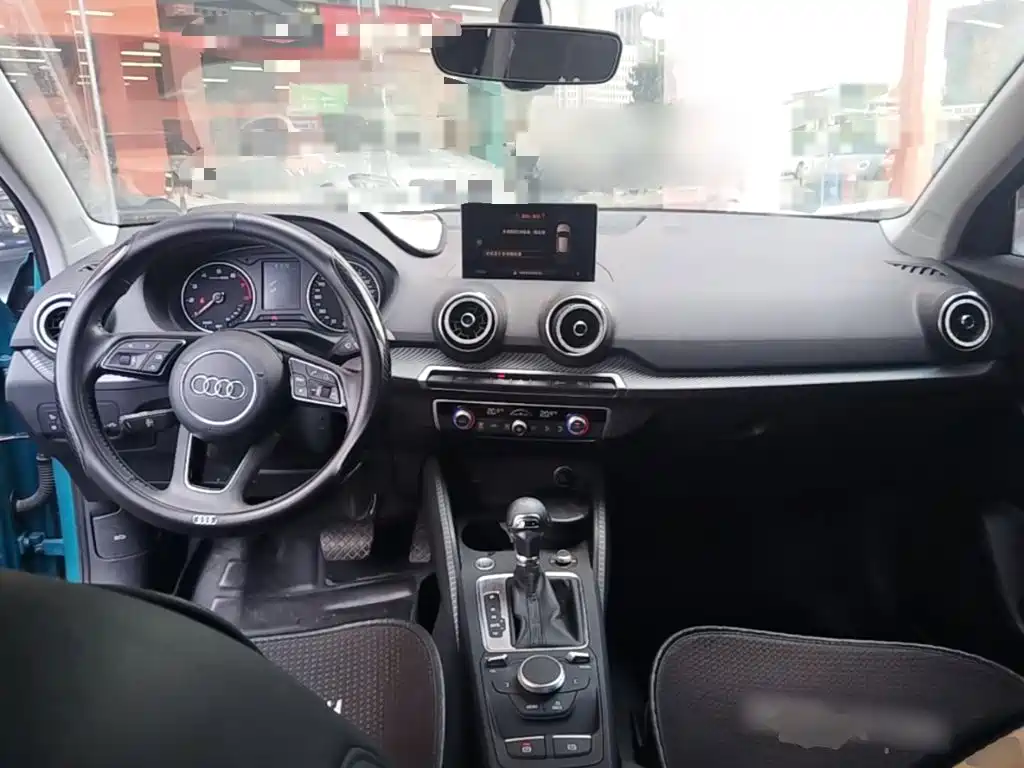Audi Q2L — миниатюра 10