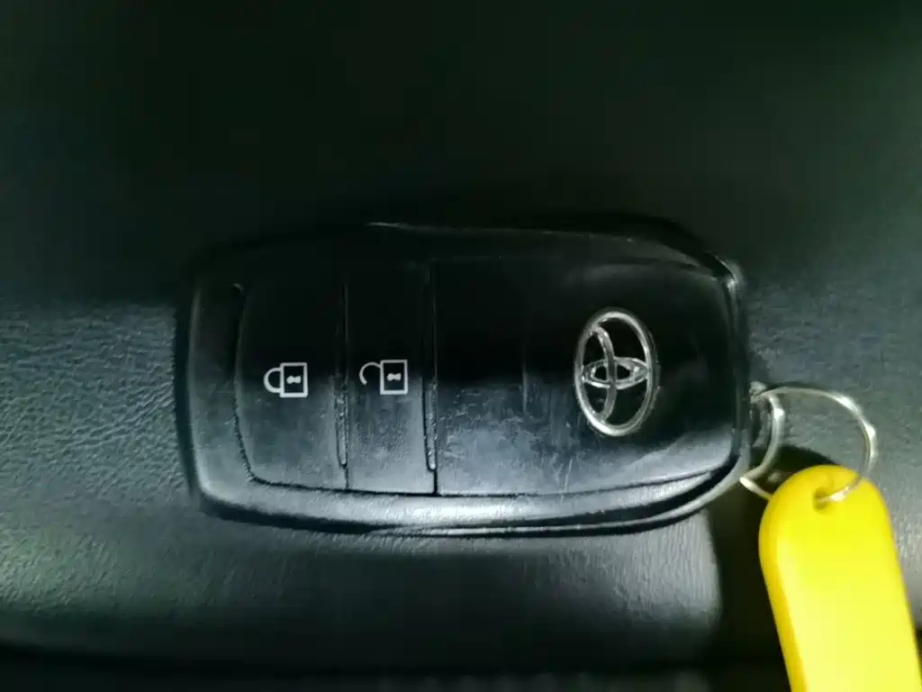 Toyota Corolla Cross — миниатюра 9