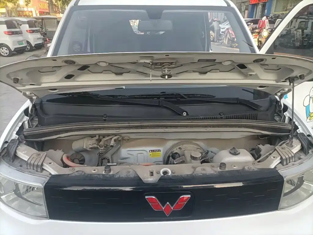 Wuling MINIEV — миниатюра 20
