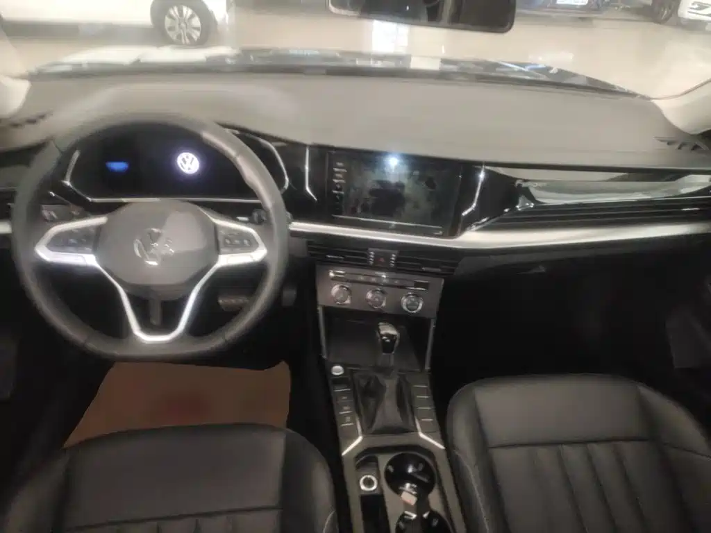 Volkswagen Passat — миниатюра 10