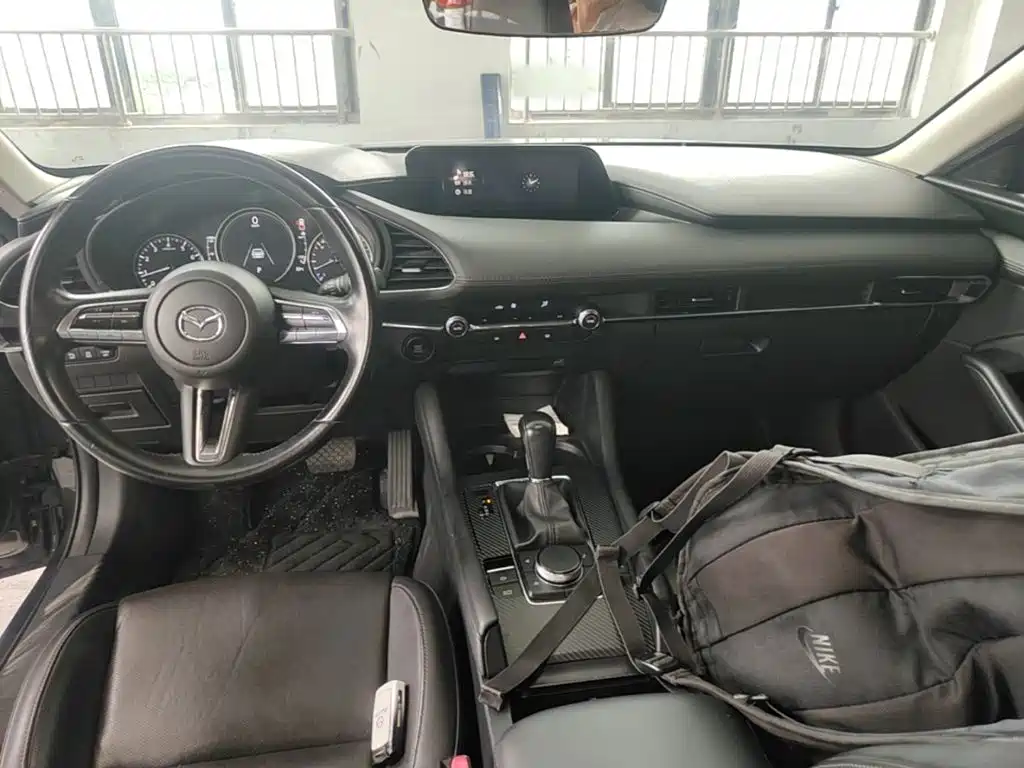 Mazda 3 Axela — миниатюра 10