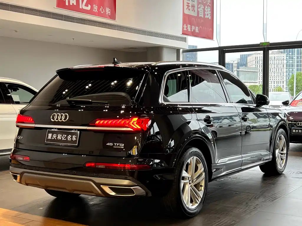 Audi Q7 — миниатюра 3